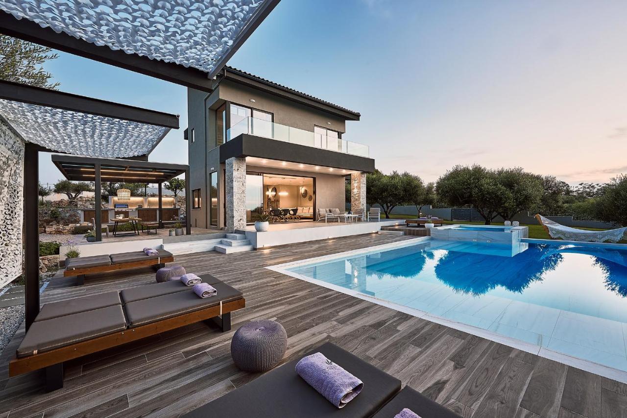 Villa Carpos Ханя Екстериор снимка