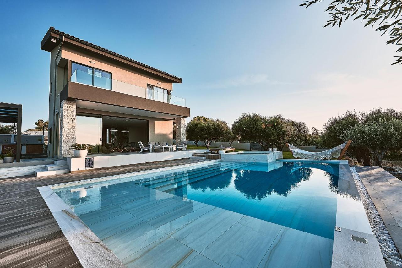 Villa Carpos Ханя Екстериор снимка